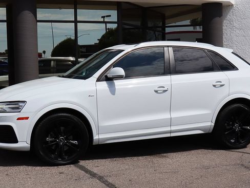 Used 2018 Audi Q3 2.0T Premium w/ Convenience Package AWD/4WD image 7
