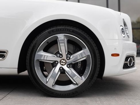 Used 2020 Bentley Mulsanne Speed RWD image 6