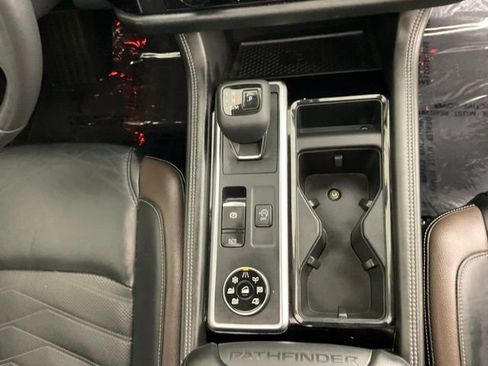 Used 2023 Nissan Pathfinder Platinum AWD/4WD image 20