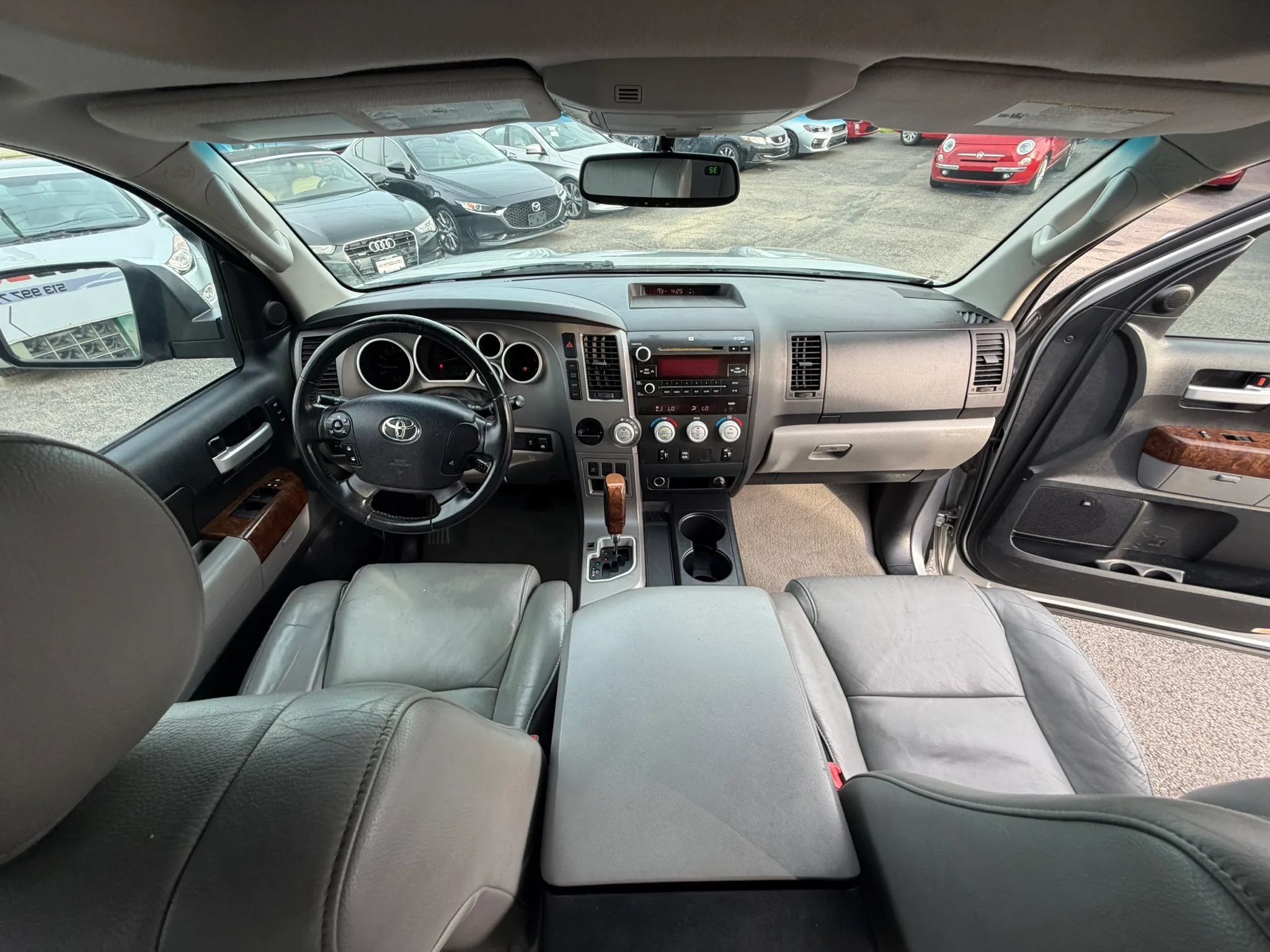 Used 2010 Toyota Tundra Limited RWD image 37