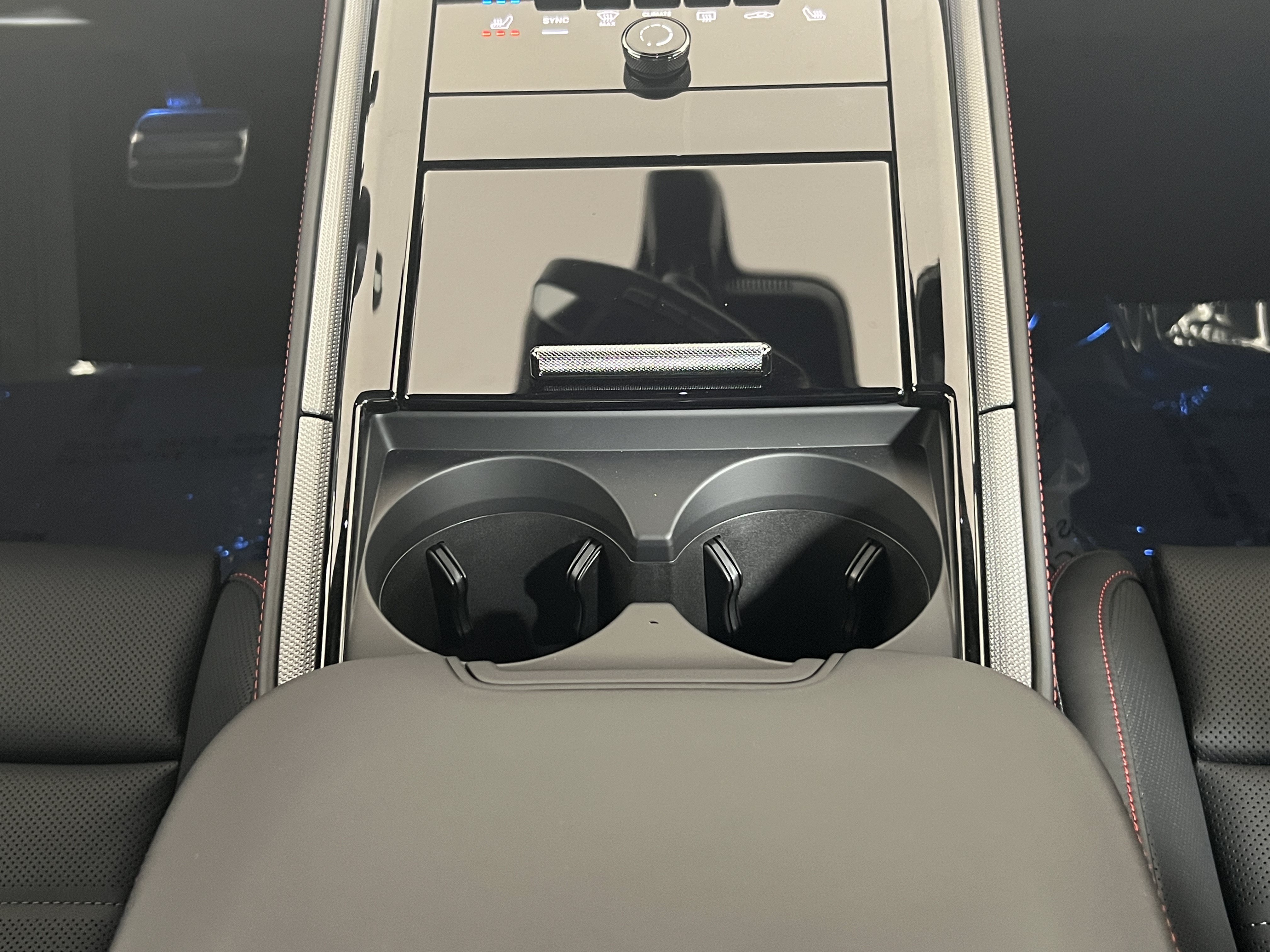 New 2026 Porsche Panamera RWD image 20