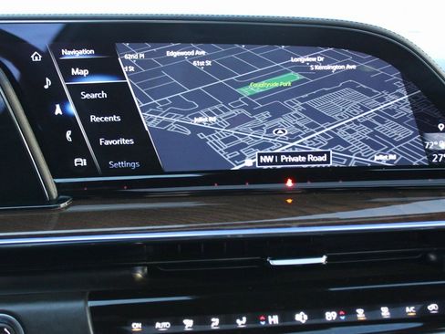 Used 2023 Cadillac Escalade Sport Platinum image 16