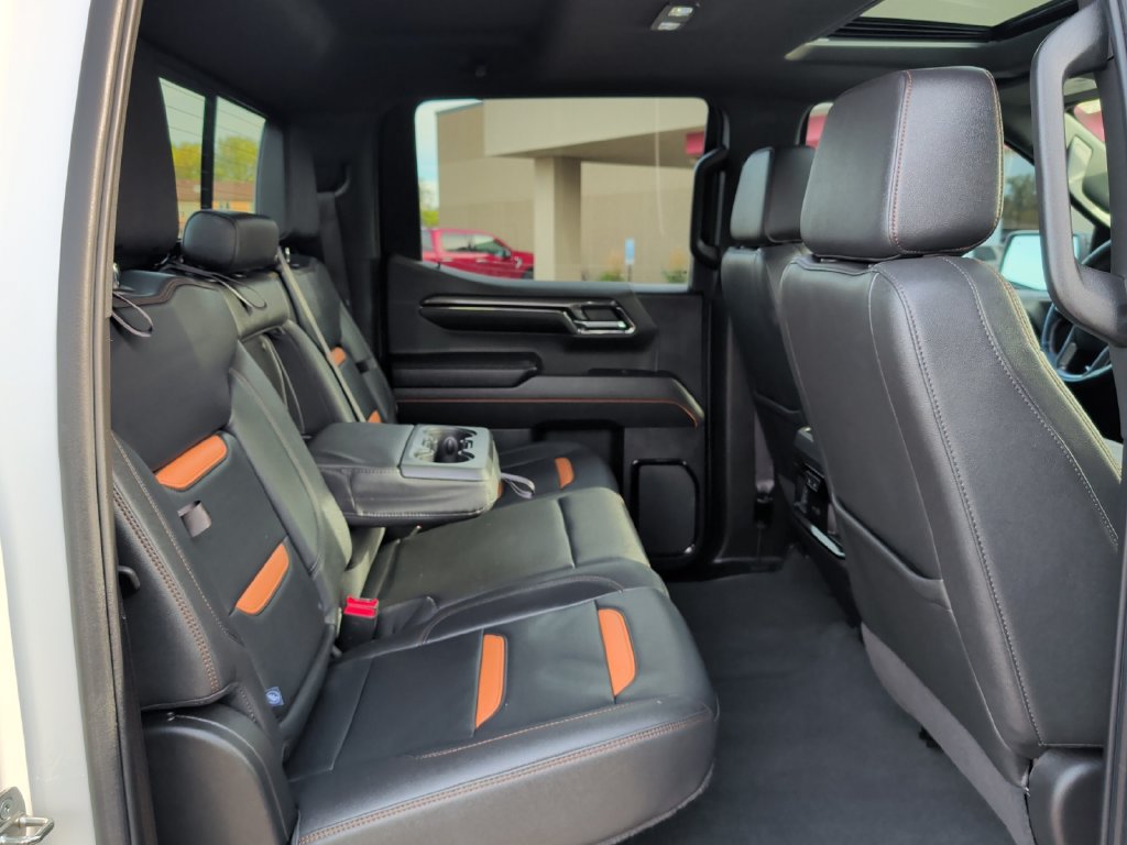 Used 2024 GMC Sierra 1500 AT4 w/ Technology Package AWD/4WD image 35