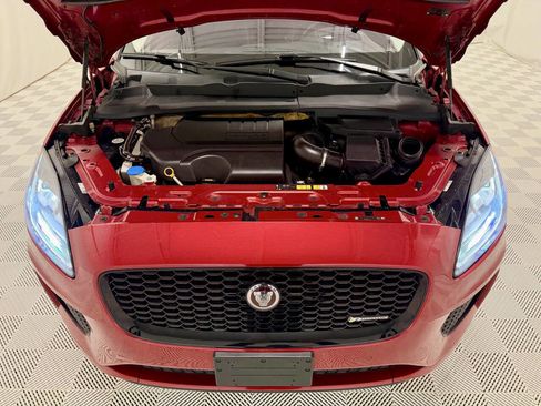 Used 2019 Jaguar E-PACE R-Dynamic S image 44