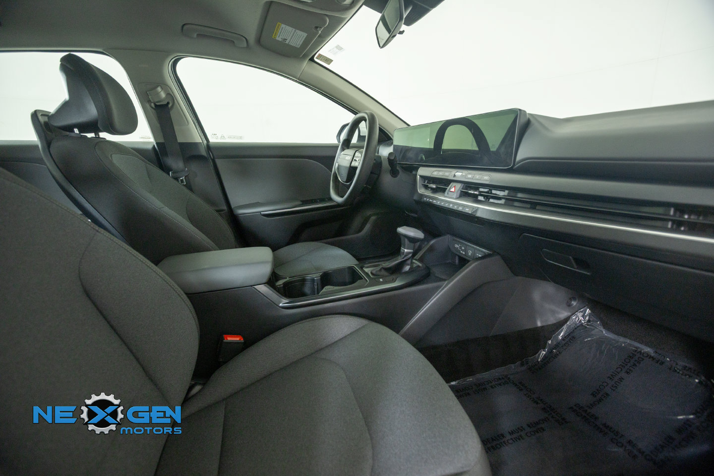 Used 2025 Kia K4 FWD image 7