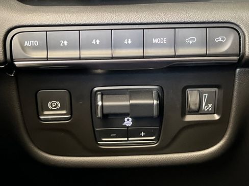 Used 2021 Cadillac Escalade Sport w/ Driver Assist Tech Package image 34