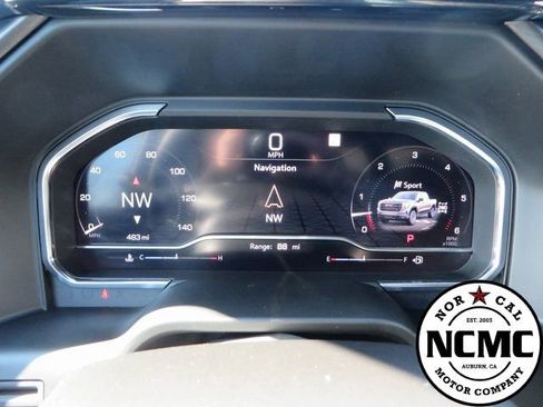 Used 2025 GMC Sierra 1500 AT4 image 39