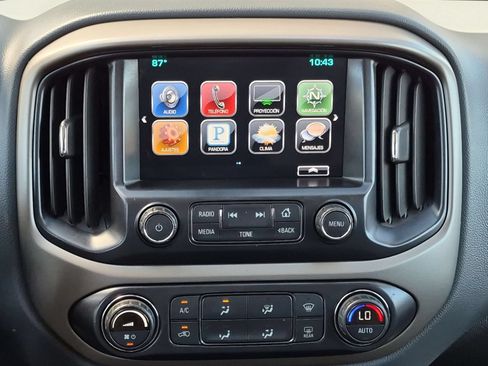 Used 2016 Chevrolet Colorado Z71 RWD image 18