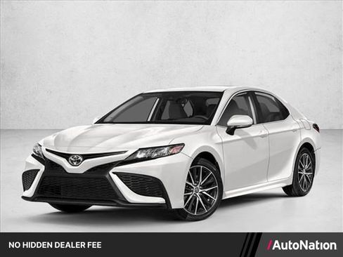 Used 2024 Toyota Camry SE FWD image 1