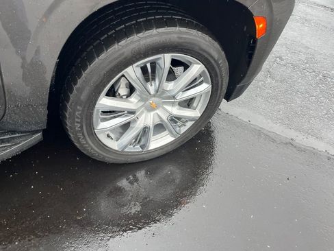 Used 2021 Chevrolet Suburban High Country image 37