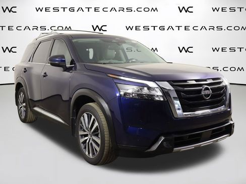 Used 2022 Nissan Pathfinder Platinum w/ Cargo Package image 48