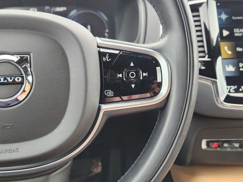 Used 2021 Volvo XC90 T8 Inscription w/ Protection Package Premier image 17