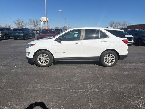 Used 2020 Chevrolet Equinox LS w/ LS Convenience Package image 1