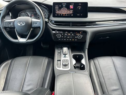 Certified 2025 INFINITI QX60 Pure image 16
