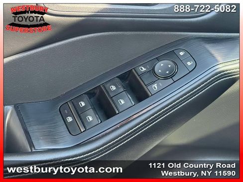 Used 2023 Nissan Rogue SV w/ SV Premium Package AWD/4WD image 19