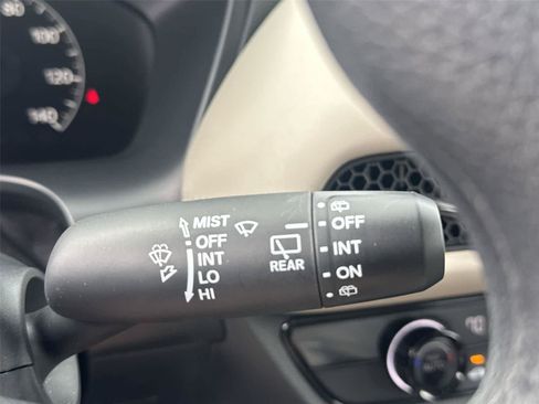 Used 2024 Honda HR-V LX image 21