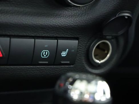 Used 2017 Jeep Wrangler Unlimited Sahara image 20