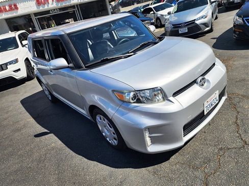 Used 2014 Scion xB image 7
