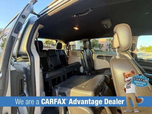 Used 2017 Dodge Grand Caravan SXT FWD image 23