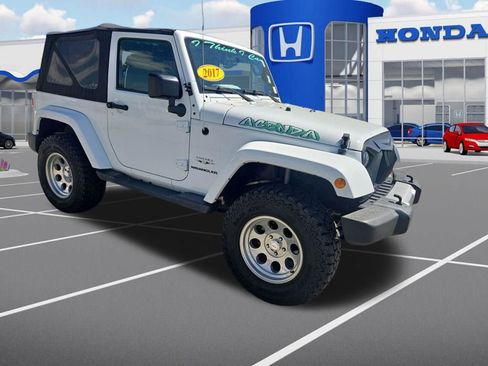 Used 2017 Jeep Wrangler Sahara w/ Connectivity Group image 2