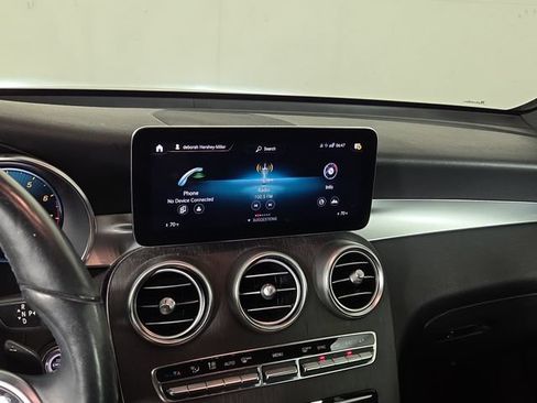 Used 2021 Mercedes-Benz GLC 300 4MATIC image 17