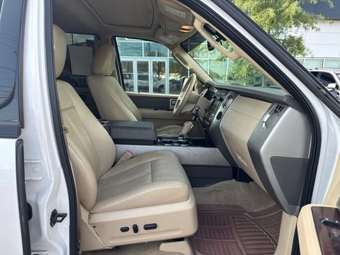 Used 2013 Ford Expedition EL XLT RWD image 15