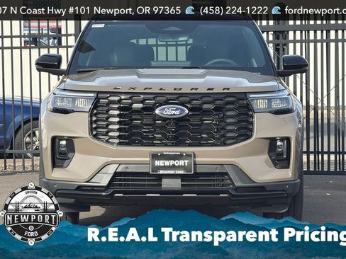 New 2026 Ford Explorer ST-Line w/ ST-Line Street Pack AWD/4WD image 10
