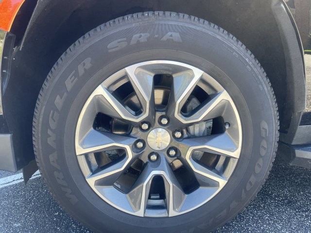 Used 2022 Chevrolet Tahoe LT w/ LT Signature Package AWD/4WD image 10