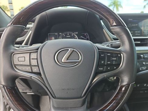Used 2019 Lexus ES 350 F Sport image 20