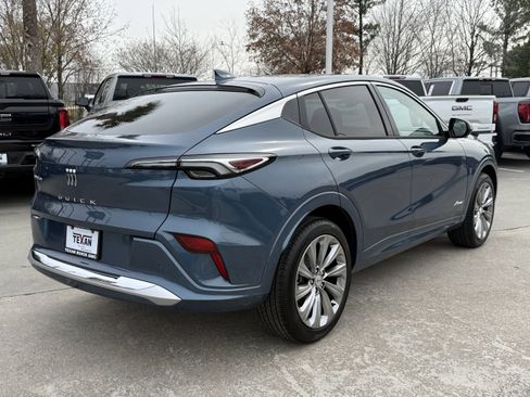 Used 2026 Buick Envista Avenir image 5