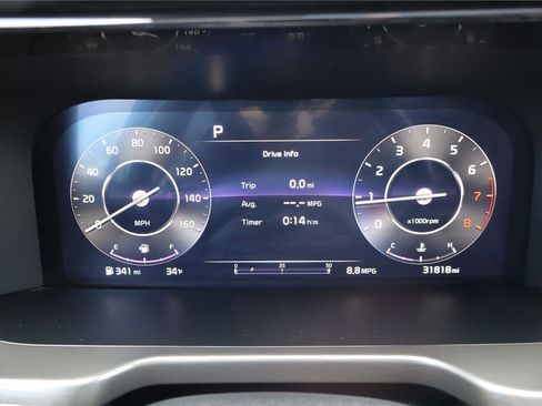 Certified 2023 Kia Sorento SX image 18