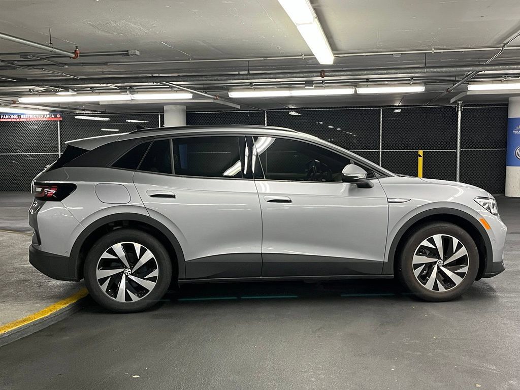 Used 2025 Volkswagen ID.4 Pro RWD image 37