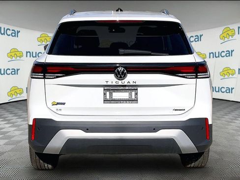 New 2026 Volkswagen Tiguan SE image 6