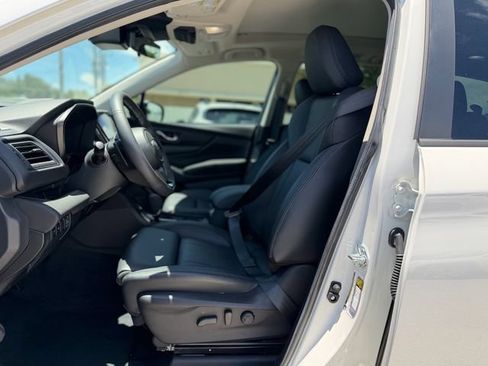 Certified 2025 Subaru Ascent Bronze Edition AWD/4WD image 12