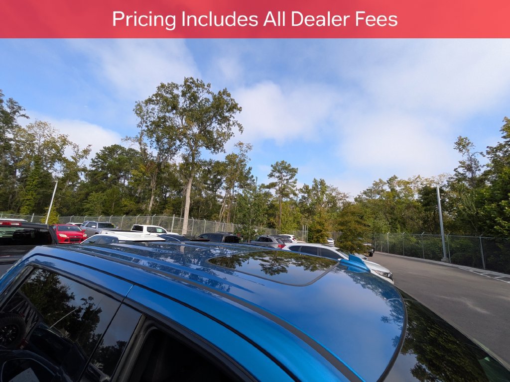Used 2024 GMC Sierra 1500 AT4 w/ Technology Package AWD/4WD image 10