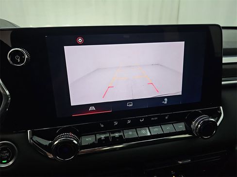 Used 2023 GMC Canyon Elevation w/ Convenience Package image 30