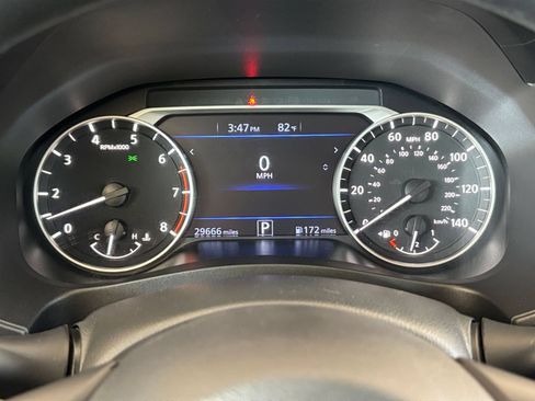 Used 2025 Nissan Altima 2.5 SV FWD image 40