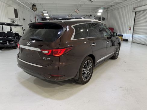 Used 2020 INFINITI QX60 Luxe w/ Sensory Package FWD image 5