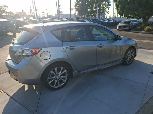 Used 2011 MAZDA MAZDA3 s Grand Touring w/ Tech Pkg FWD image 31