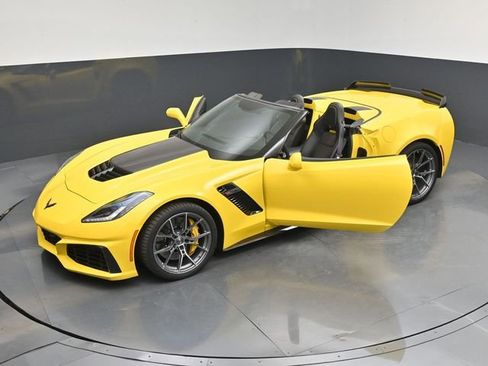 Used 2017 Chevrolet Corvette Z06 RWD image 20