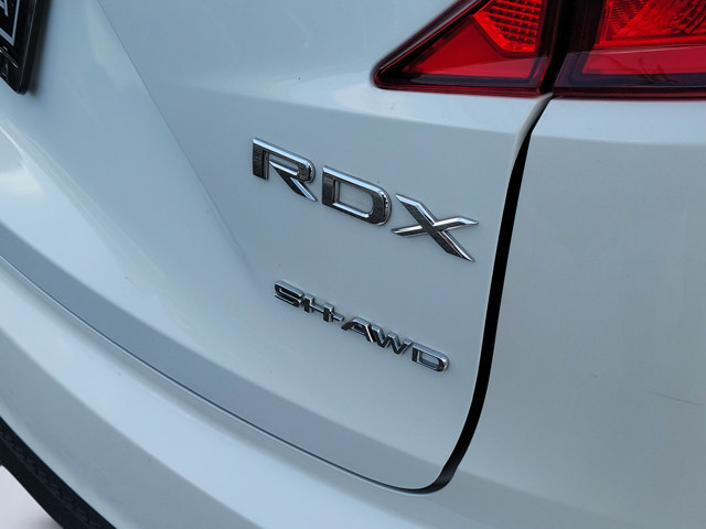 Used 2024 Acura RDX SH-AWD image 5