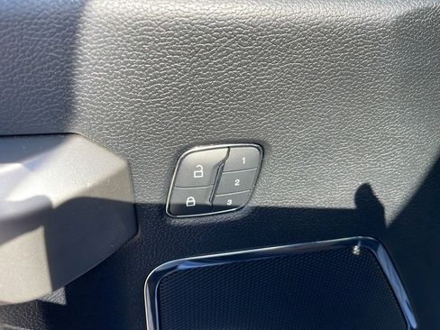 Certified 2020 Ford F150 Lariat image 10