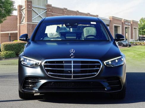Certified 2023 Mercedes-Benz S 580 4MATIC Sedan image 2