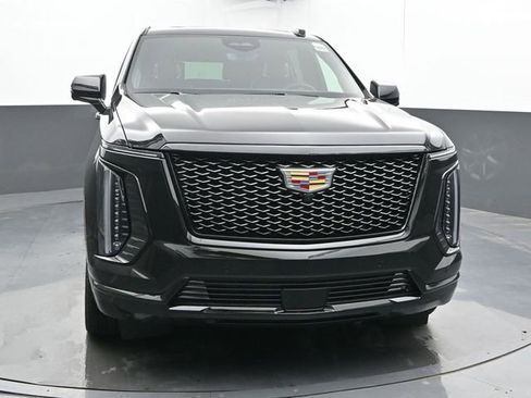 New 2026 Cadillac Escalade ESV Platinum Sport AWD/4WD image 3