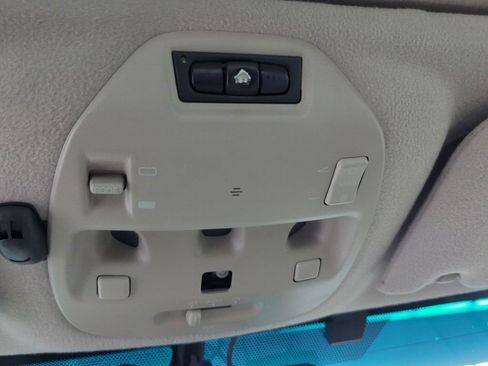 Used 2000 Cadillac Seville STS w/ Convenience Pkg FWD image 19