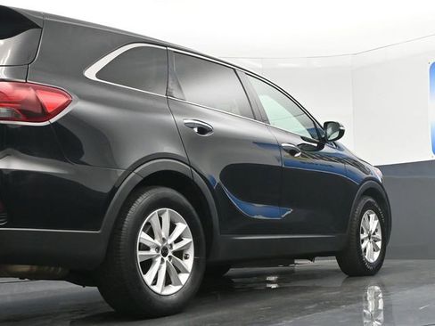 Used 2020 Kia Sorento LX image 21