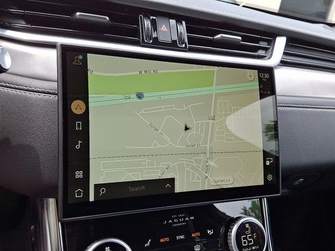 Certified 2024 Jaguar XF R-Dynamic SE image 17