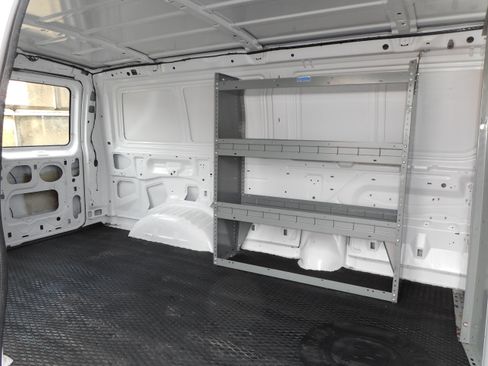 Used 1998 Ford E-150 and Econoline 150 image 19