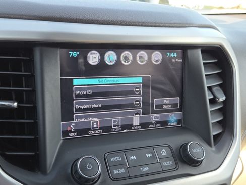 Used 2017 GMC Acadia SLT FWD image 6