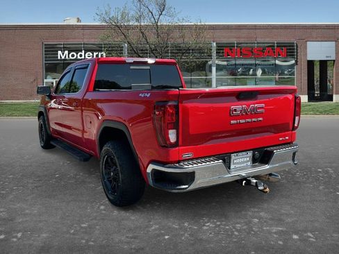 Used 2020 GMC Sierra 1500 SLE w/ SLE Value Package AWD/4WD image 2